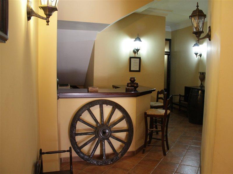 Hostal Pechi Huevar Del Aljarafe Екстер'єр фото