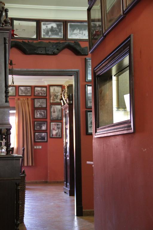 Hostal Pechi Huevar Del Aljarafe Екстер'єр фото